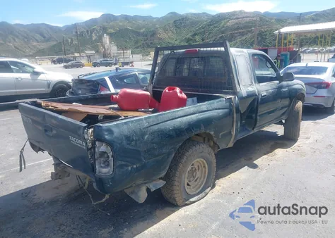 2000 Toyota Tacoma Prerunner V6 z USA, uszkodzony, nr VIN 4TASN92N6YZ678777